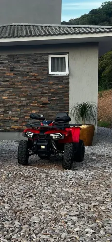 Quadri MXF 200 Muito novo
