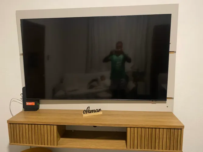 Painel de tv 65 polegadas,2 portas!