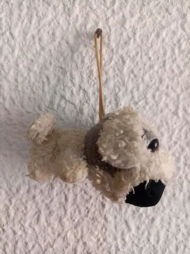 Pelúcia poodle elma chips chaveiro