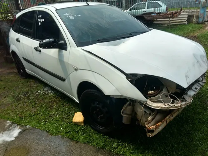 Sucata Focus 1.6 8v gasolina 2004 completo