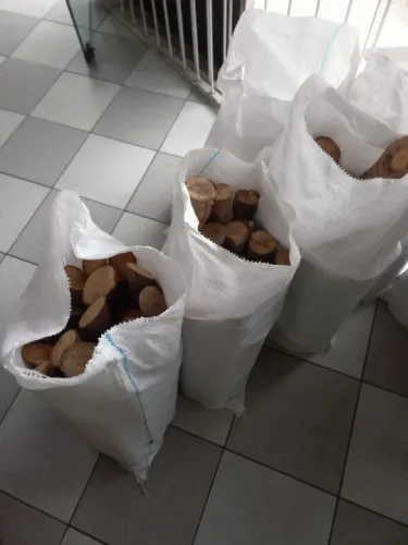 Saco lenha eucalipto escora e misto com madeira norte 