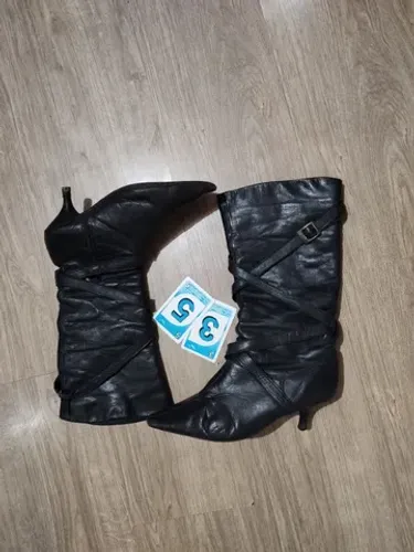 Lote de botas Tam 35 e 36 (desapegos)