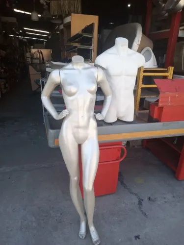 Manequins Diversos 