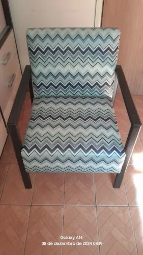 Poltrona seminova.380$