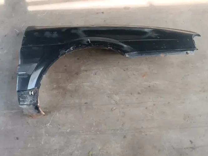 Paralama dianteiro direito VW Santana 92-97