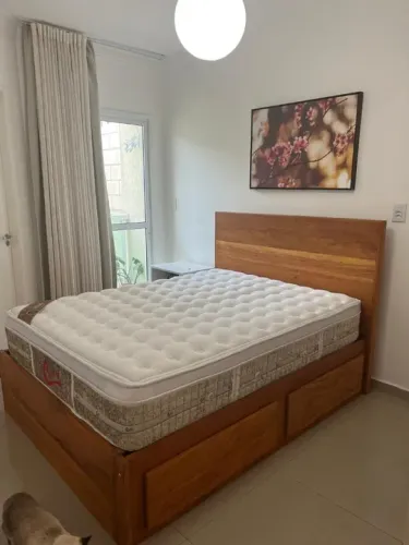 Cama De Peroba Rosa Com Gavetas