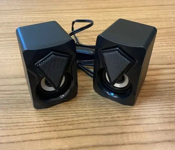 Caixa de Som Gamer 2.1 Com Led RGB Para Pc Notebook Computador USB P2