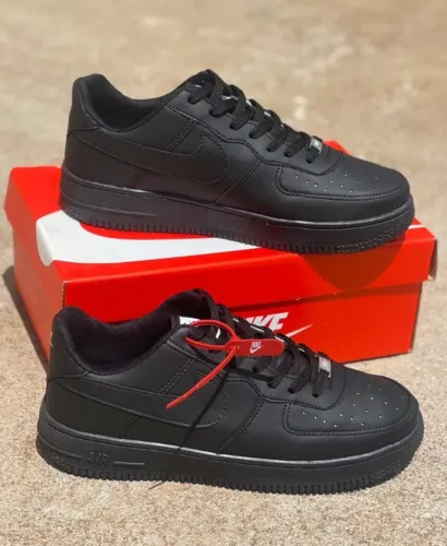 tenis nike fila vans adidas reserva tomy allstar lacoste mizuno jordan gucci versace.