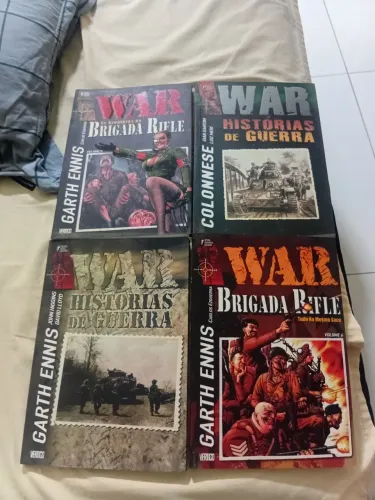 Lote HQs Militares 