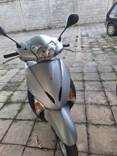 Honda Lead automática 2013, parcelo no cartão ou cheque