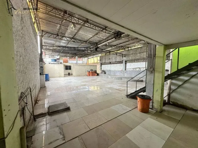 Galpão à venda, 225 m² por R$ 450.000,00 - Marechal Hermes - Rio de Janeiro/RJ