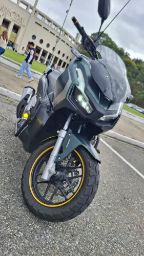 ADV 150 2024 9600km Nunca caiu!
