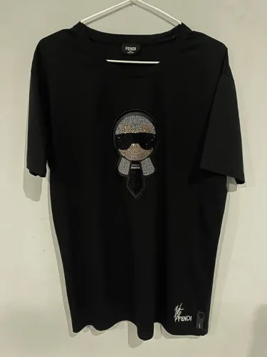 Camiseta Fendi Karl Lagerfeld