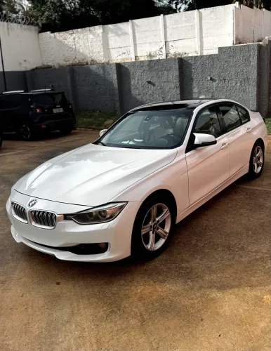 BMW 320I A 2.0 Turbo/activeflex 16V 184cv 4P 2014