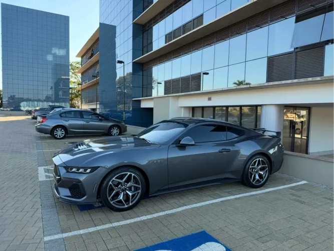 Ford Mustang GT V8 2024