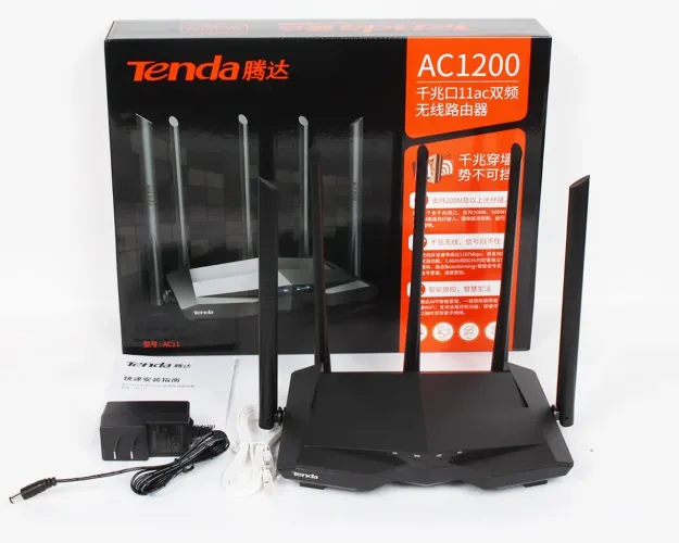 Router Tenda AC11