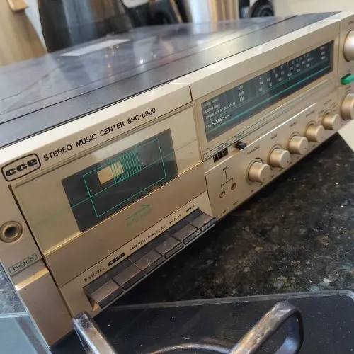 Toca-discos CCE SHC 8900 - Vintage (Para Restauro ou Peças)