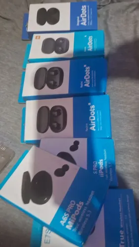 Fones de ouvido AirDots  