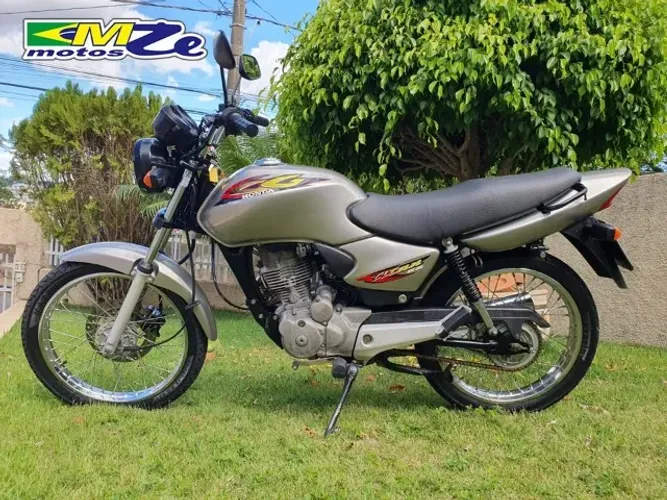 HONDA CG 125 TITAN ES 2001 PRATA COM 94.000 KM 