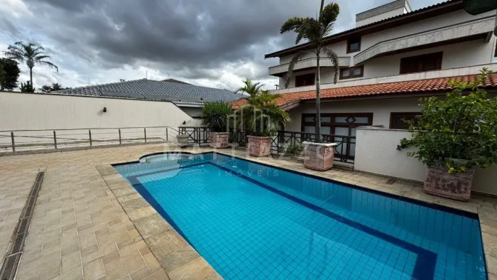 Sobrado à venda com 03 dormitórios, no Condomínio Villa San Marino em Limeira/SP