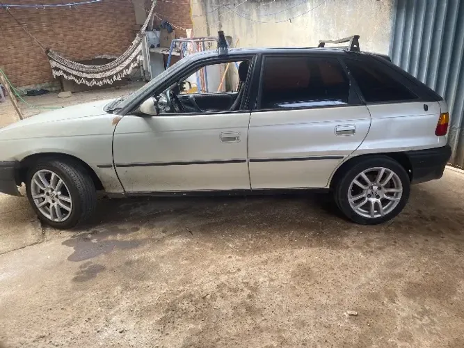 Chevrolet Astra GLS 2.0 MPFI 1995