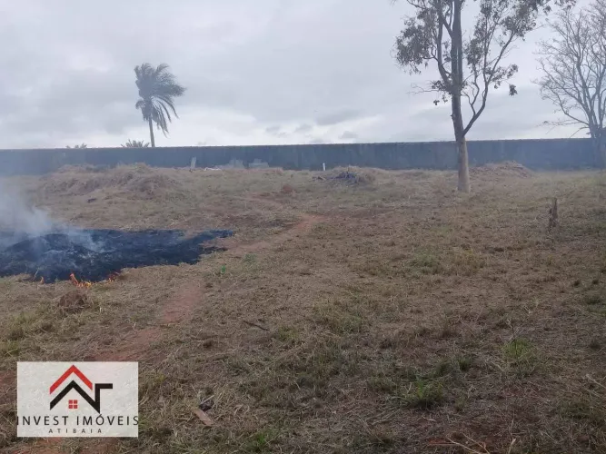 Terreno a venda no Bairro Chácaras Fernão Dias em Atibaia