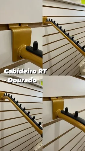 Cabideiro RT Dourado para Lojas