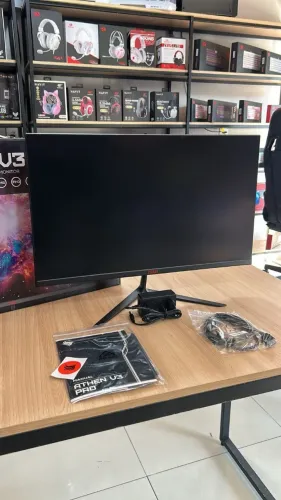 Monitor Gamer Pichau Athen V3 Pro, 23.8 Pol, IPS, FHD, 1ms, 144Hz, HDMI/VGA