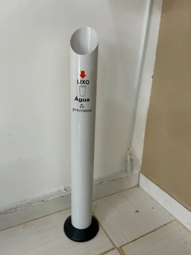 Dispensador de copo e lixo