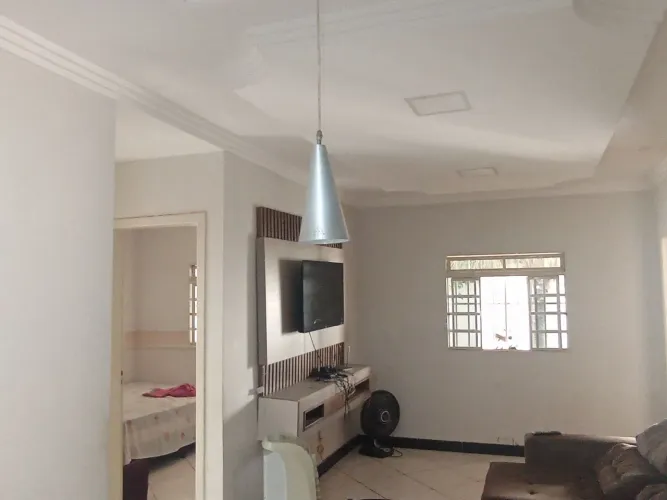 Casa Toda Com Varanda,Quintal Amplo.. Próximo Sest Senat...Escriturada!!!!
