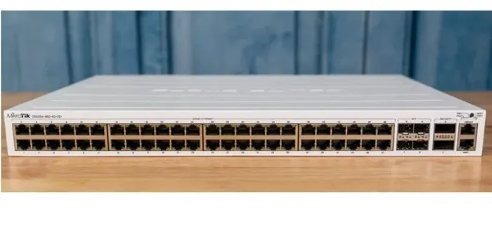 Switch MikroTik CRS354-48G 4S+2Q 48Portas 1G 4Portas SFP+ 10G 2Portas QSFP+40G