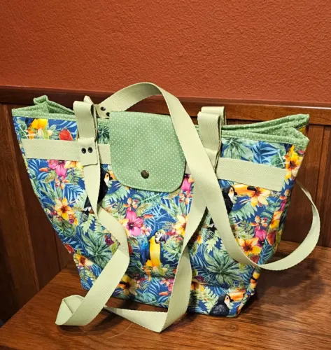 Bolsa Tropical com Estampa de Tucanos e Flores