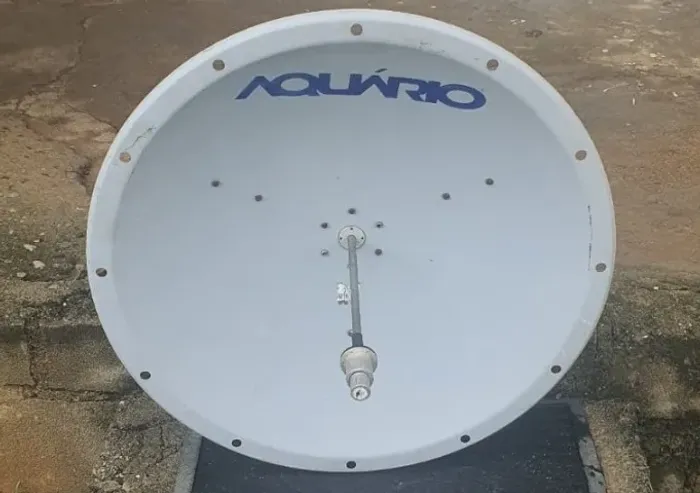 VENDO OU TROCO ANTENA PARABOLICA AQUARIO PARA TRANSMISSÃO VIA  INTERNET - 5.7GHZ 29DBI 60C