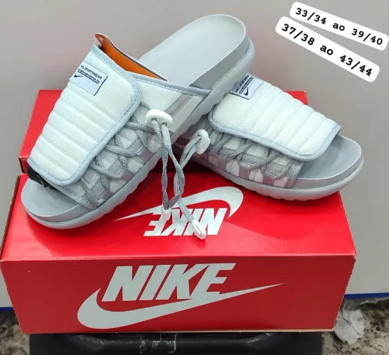 Chinelo Nike Sportswear - Conforto e Estilo