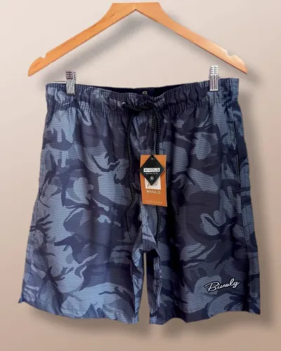 Shorts de Praia Camuflado Bivolg