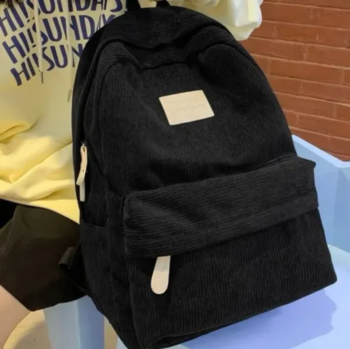 Mochila de veludo preta