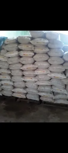 Esterco de gado curtido