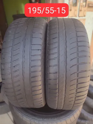 2 pneus 195/55-15 por 150,00 Reais