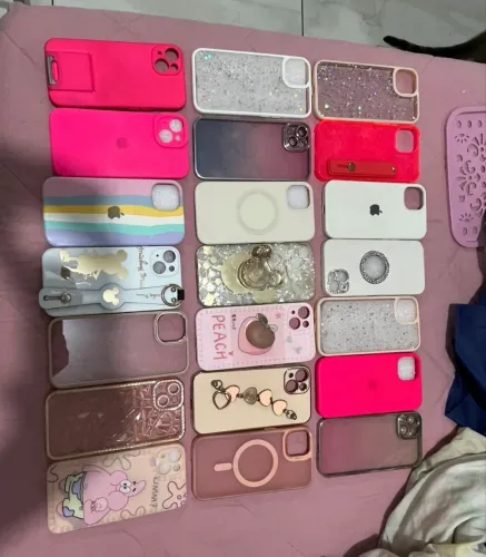 Capas diversas - Células iPhone 13 - Usadas