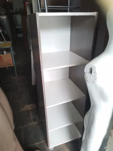 Vendo multiuso  de material reciclado 