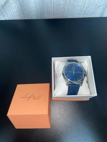 Relógio Tommy Hilfiger Norris 1710666 - Couro Azul Escuro / Prateado
