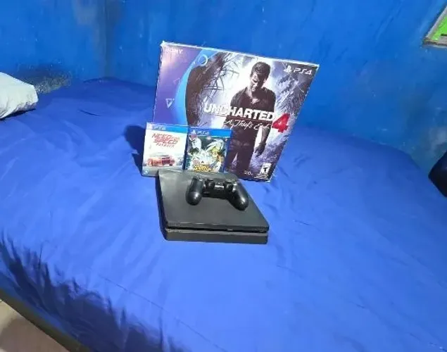 PlayStation 04 com 02 jogos e um controle valor 820.00