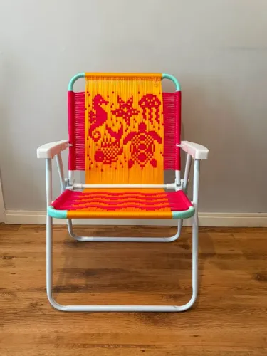 Cadeira artesanal personalizada 