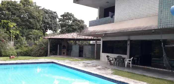 Poço da Panela - Casa - 06 Qtos / 03 Suítes - 04 Vagas - 545 m² - Nascente - Excelente loc