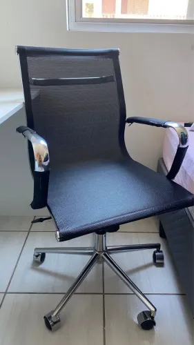 Cadeira de escritório 