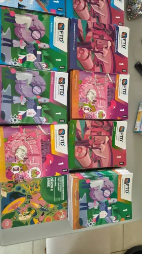 Kit completo FTD Sistema de ensino 1 série / 1 ano ensino médio Pouco usado, ótimo estado 