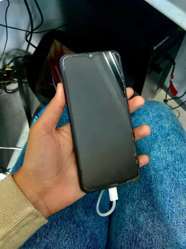 Vendo Samsung Galaxy A02s, azul, 32GB de armazenamento e 3GB de RAM.