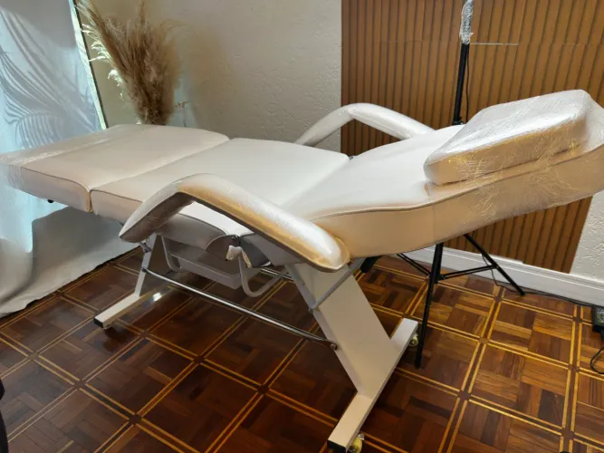 Maca Estética Profissional Branca - Apenas 4 Meses de Uso