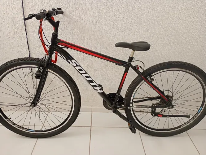 Vendo bicicleta aro 26 nova 