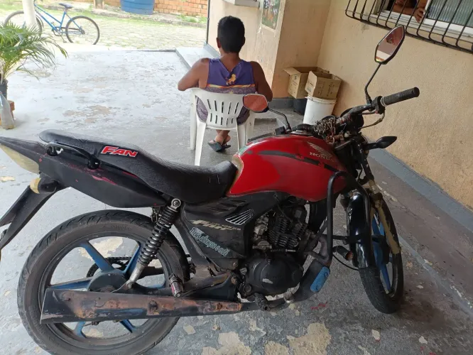 Vendo uma fan 125 para bairro e interior 